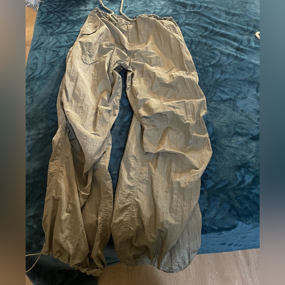 Parachute pants